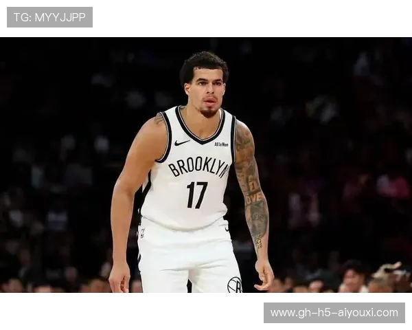 小波特底线抛投轻松得分，篮网攻势不断